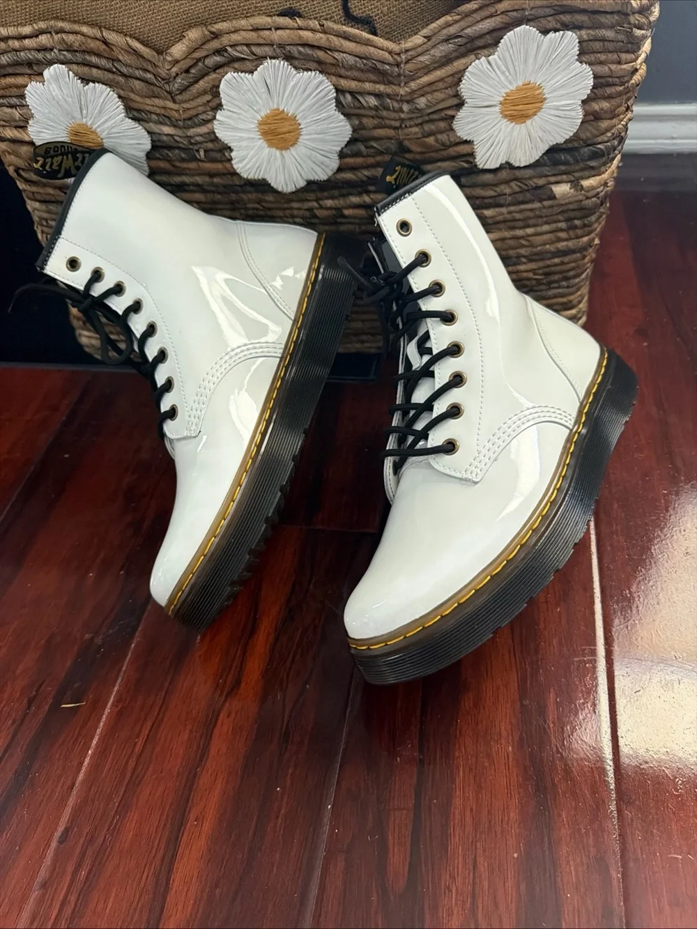 NICE! Original Doc Dr. Martens Air Wair Combat Boot Womens S 10L  Bouncing Sole